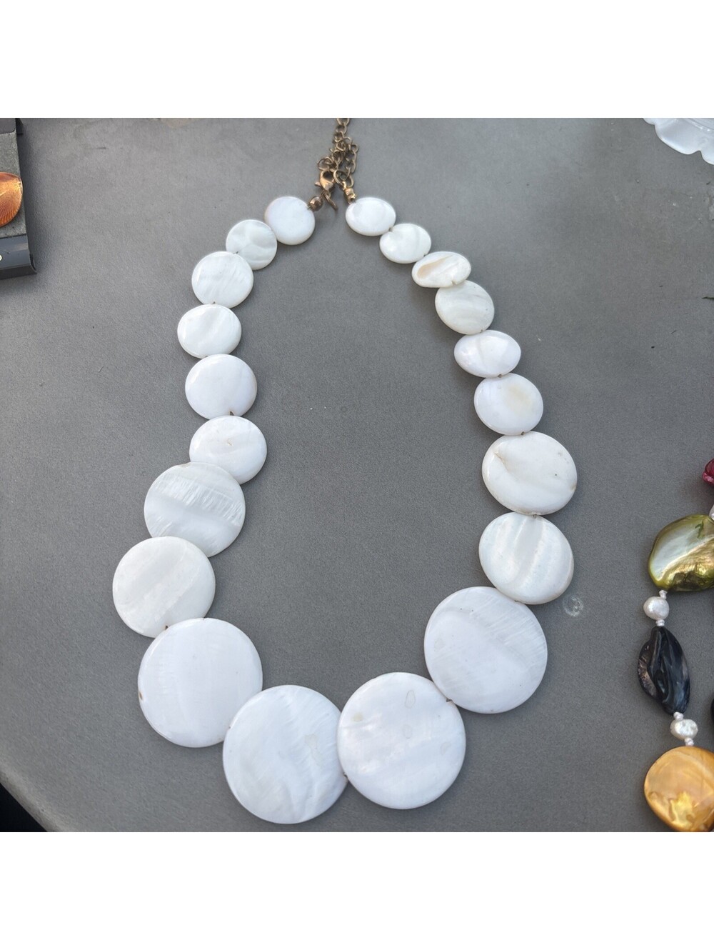White Mother of Pearl Shell Disc Beaded Statement Necklace Adjustable